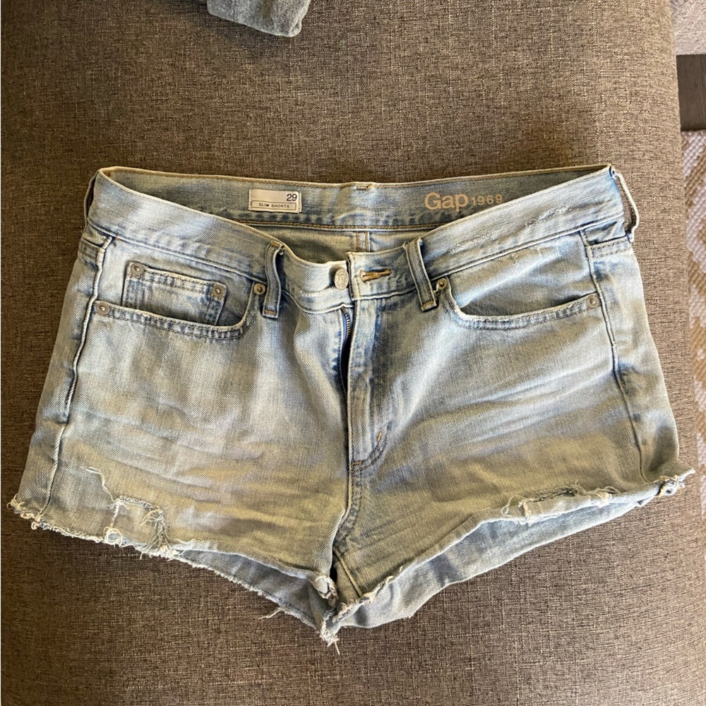 Gap - light wash cutoff denim shorties